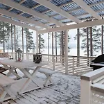 Luxurious Kinos With Jacuzzi Villa