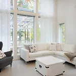 Luxurious Kinos With Jacuzzi Villa Rovaniemi