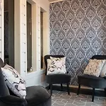Huvilat Luxurious Kinos With Jacuzzi