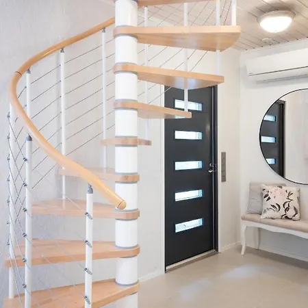 Villa Luxurious Kinos With Jacuzzi Rovaniemi