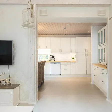 Villa Luxurious Kinos With Jacuzzi