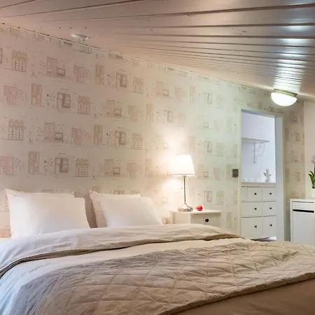 Luxurious Kinos With Jacuzzi Rovaniemi