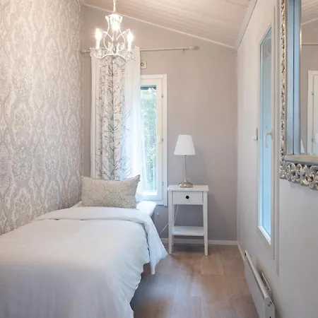 Luxurious Kinos With Jacuzzi Villa *