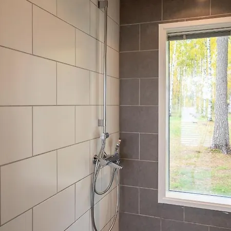 Villa Luxurious Kinos With Jacuzzi Rovaniemi