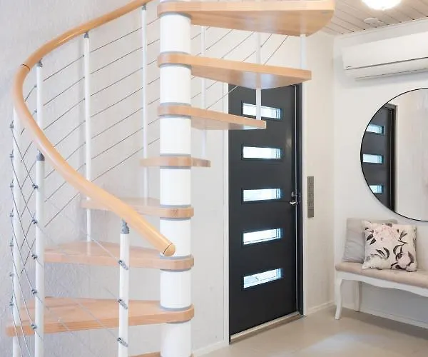 Villa Luxurious Kinos With Jacuzzi Rovaniemi