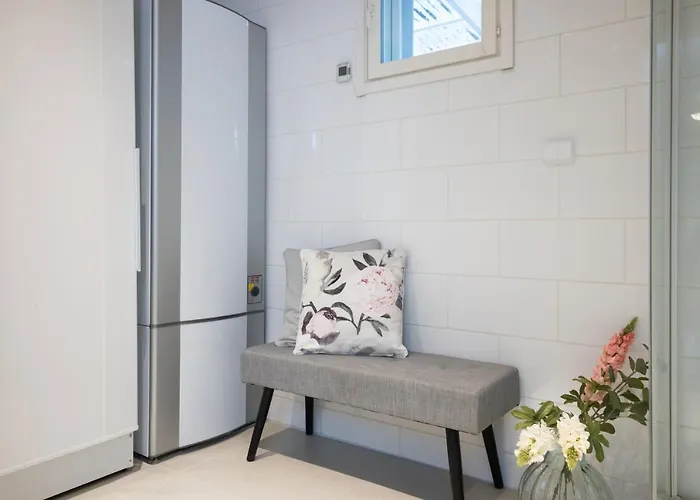 Luxurious Kinos With Jacuzzi Villa